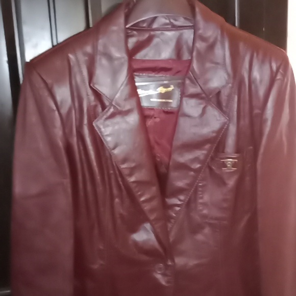 COPY - Etienne Aigner Burgundy Size 10 Women's Leather Jacket - Picture 2 of 6